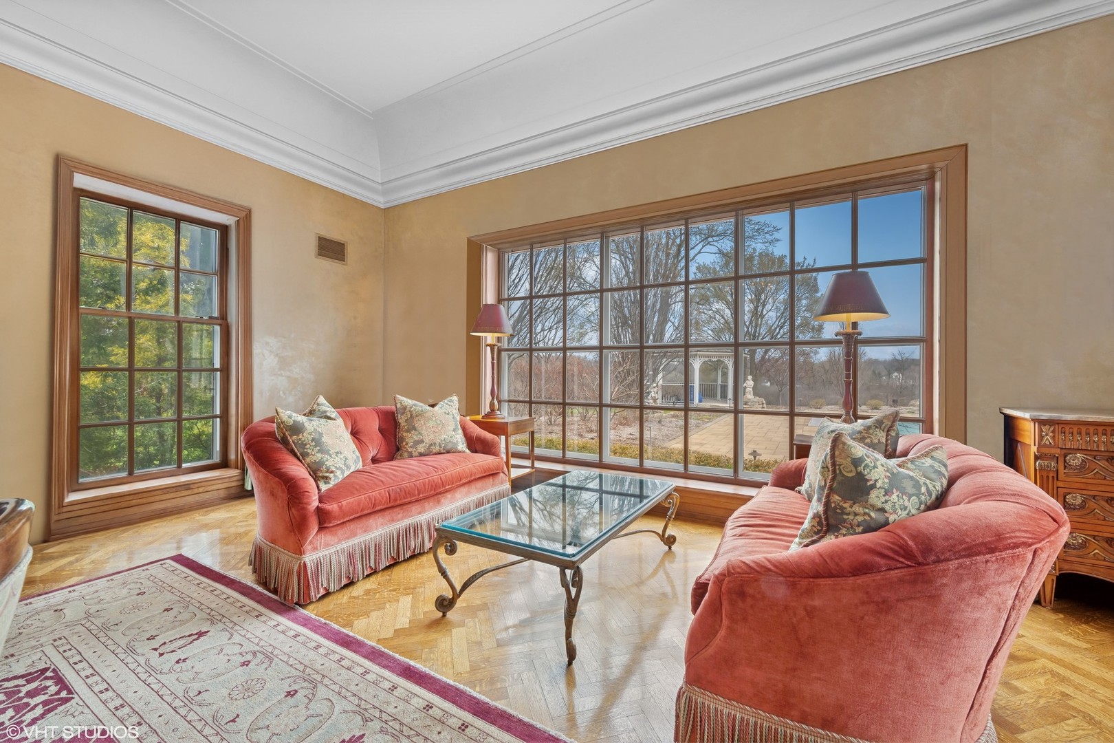 546 Oak Knoll Road