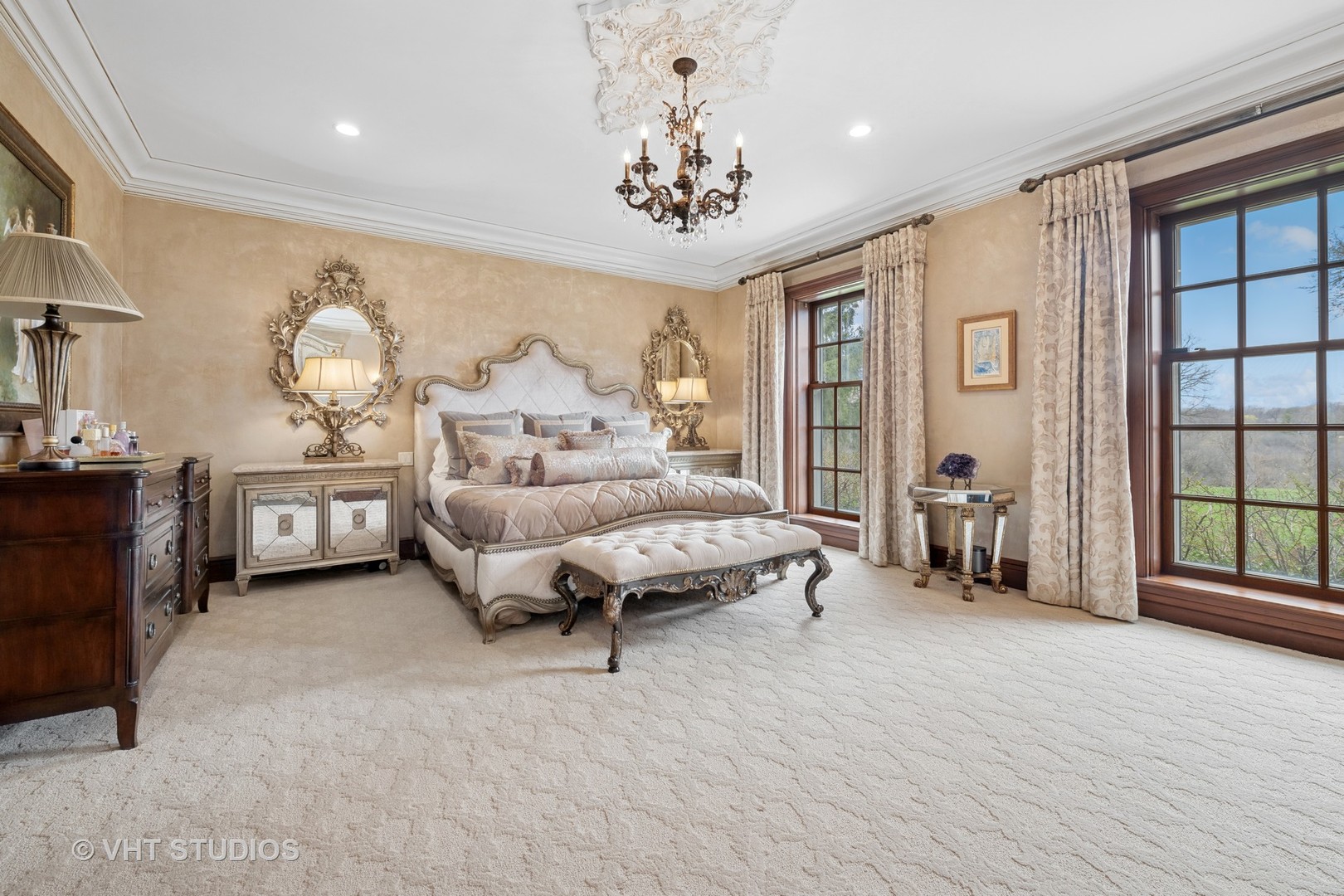 546 Oak Knoll Road