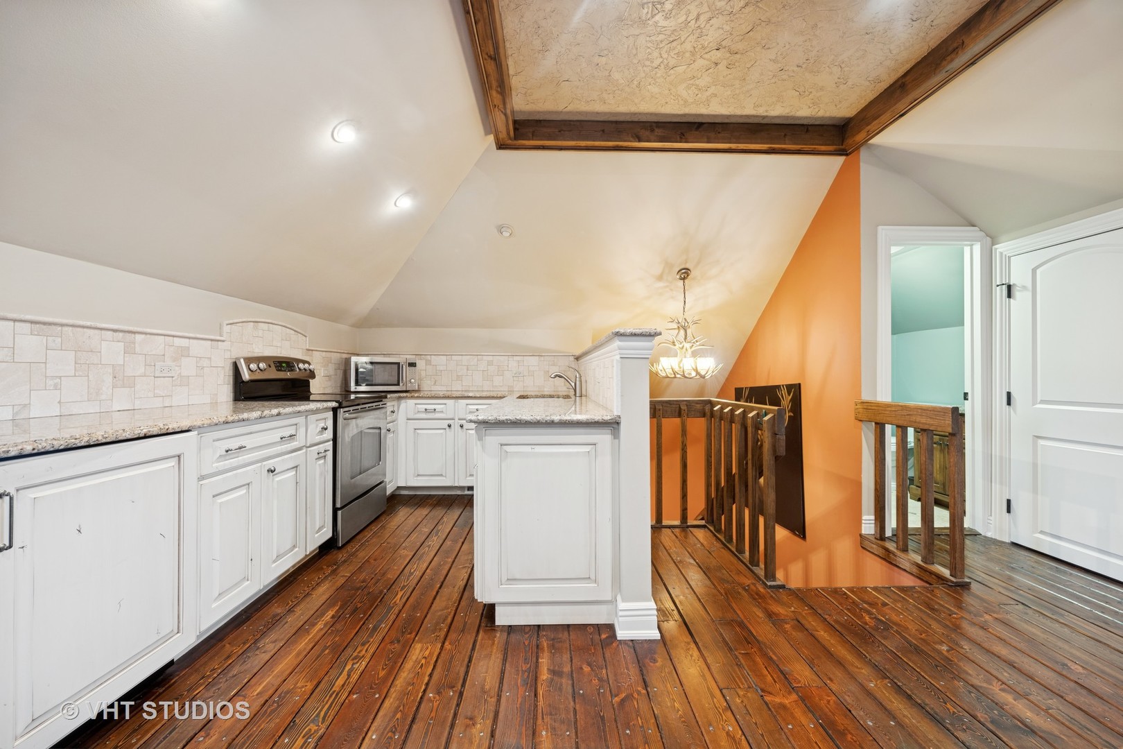546 Oak Knoll Road