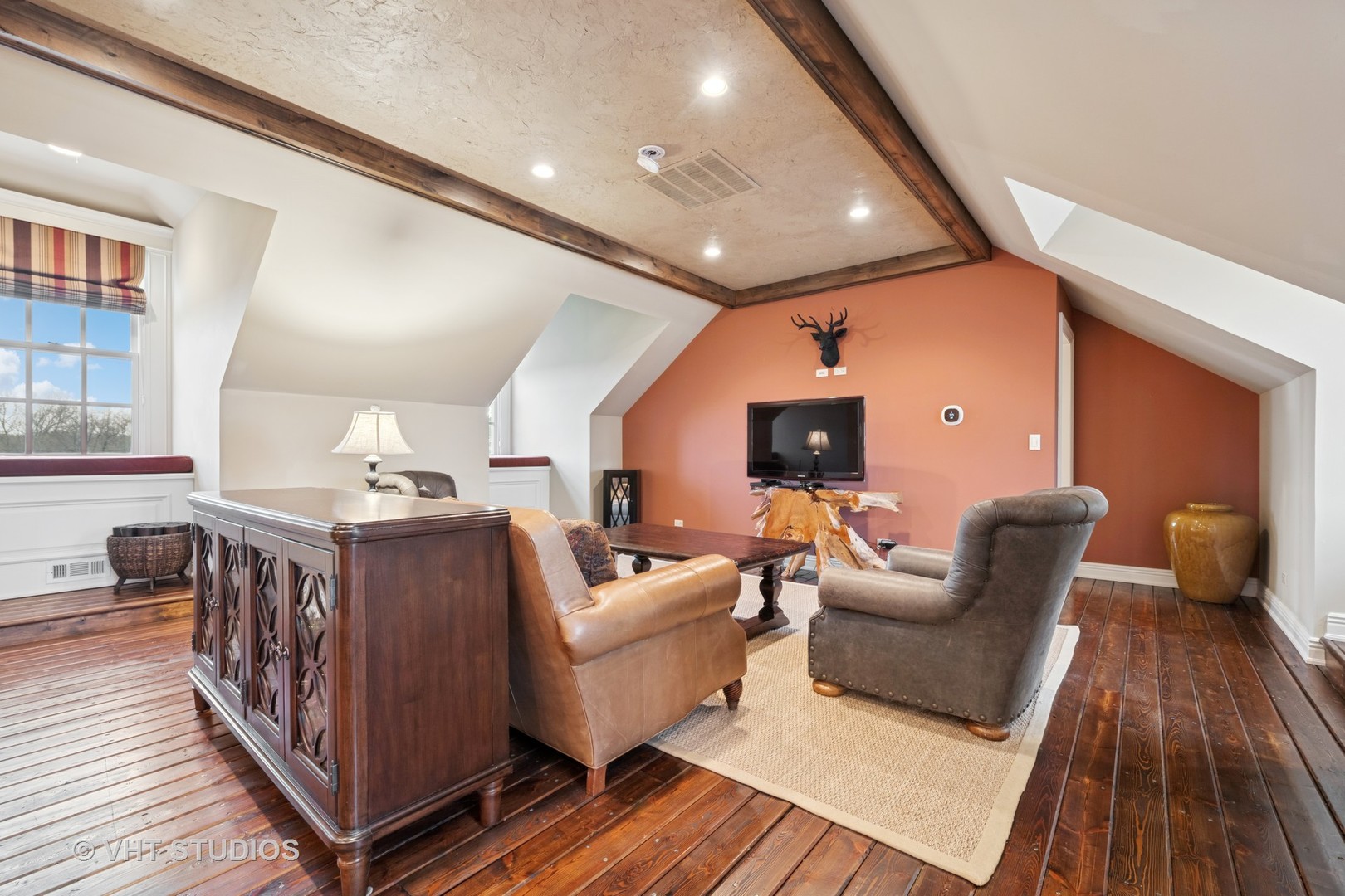 546 Oak Knoll Road