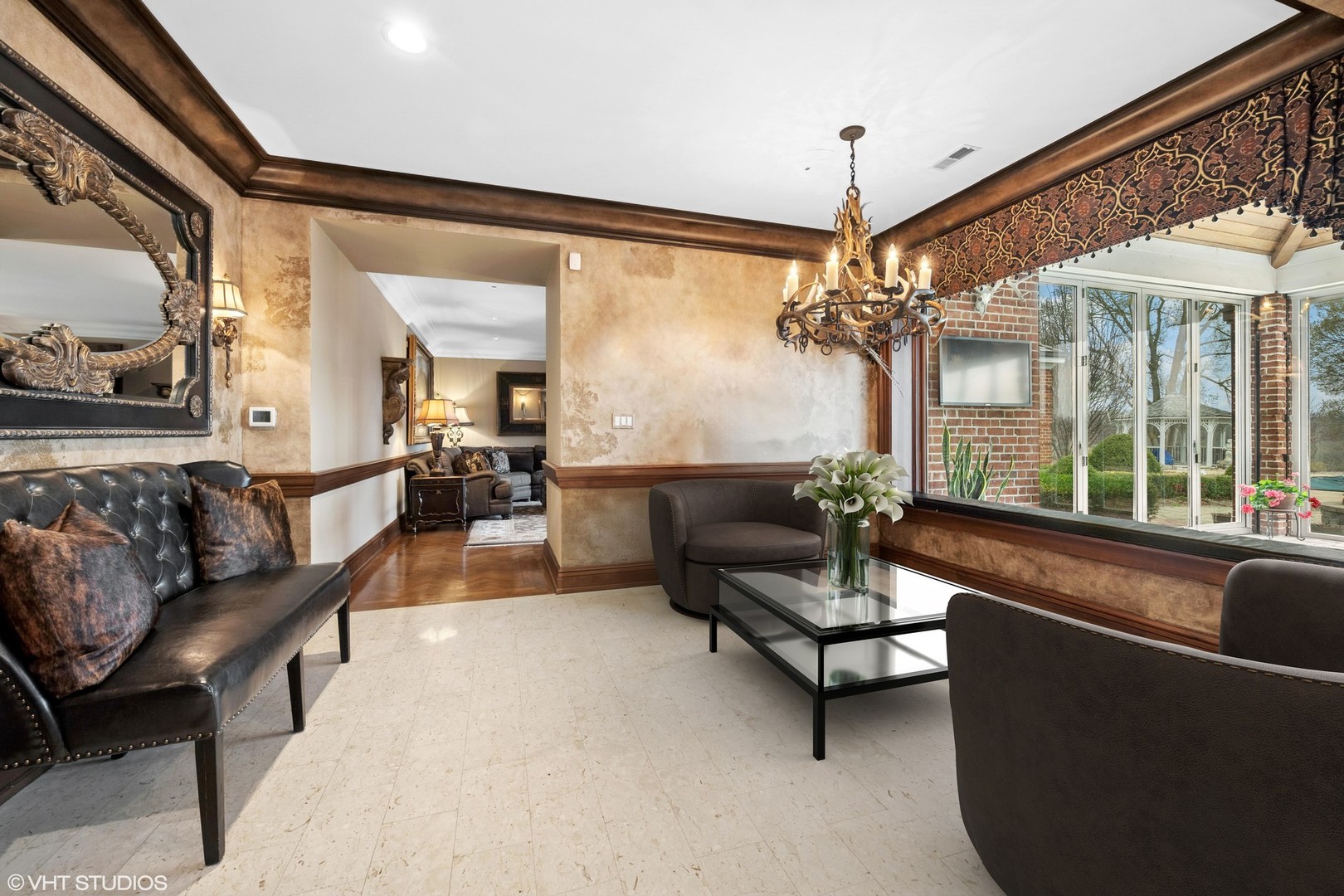 546 Oak Knoll Road