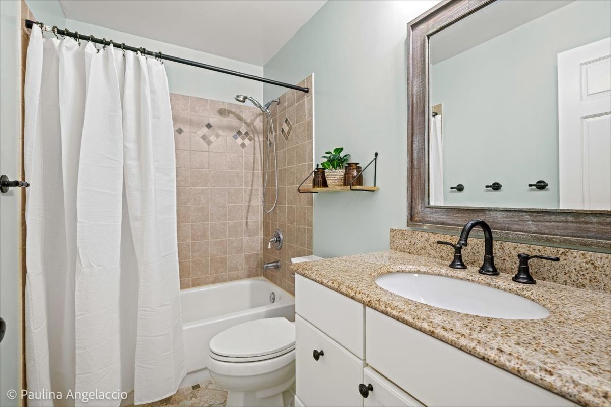 1524 Coral Reef Way