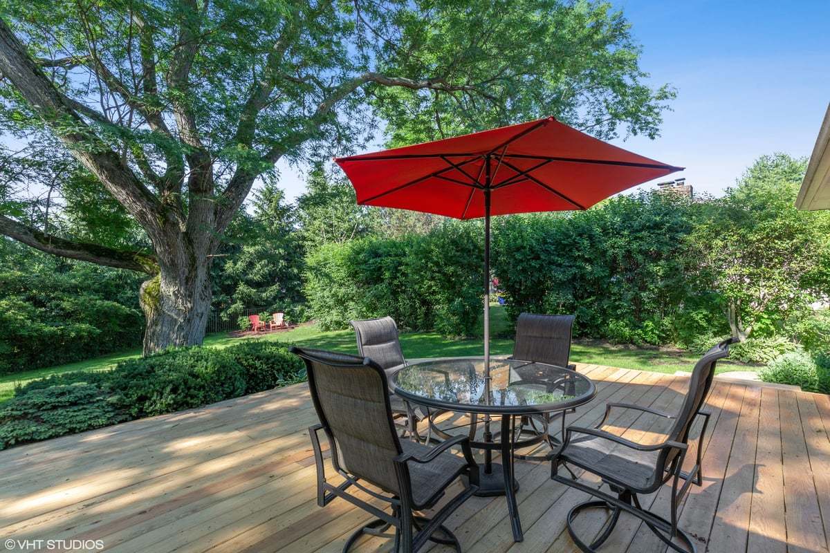 590 Red Barn Lane