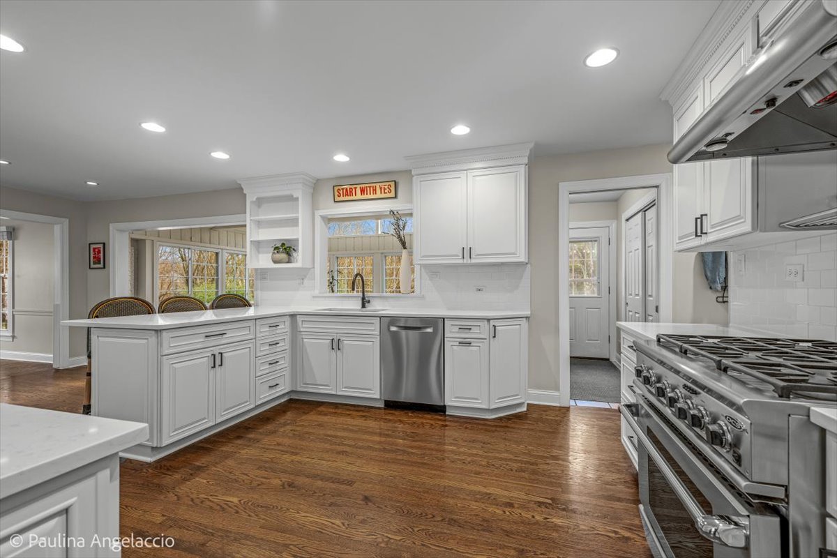 590 Red Barn Lane