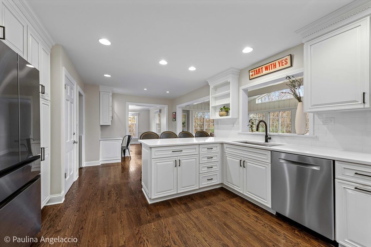 590 Red Barn Lane