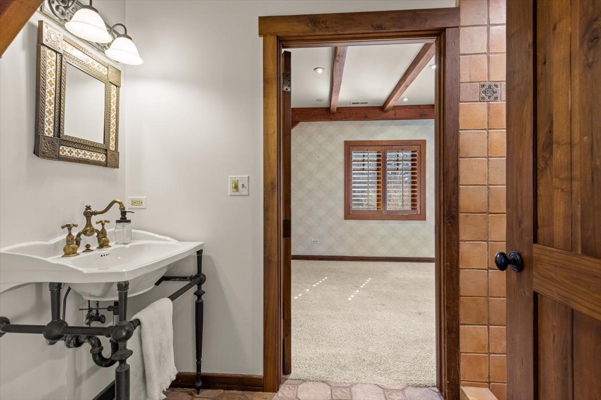 236 Steeplechase Road