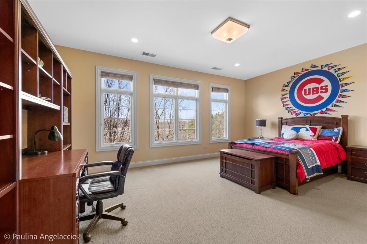 419 N Valley Hill Road