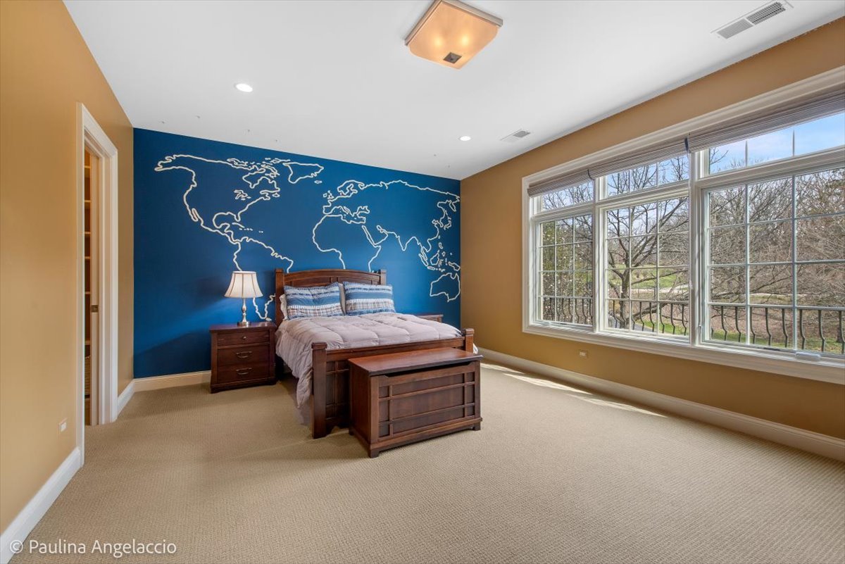 419 N Valley Hill Road