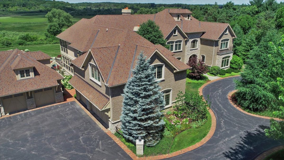 419 N Valley Hill Road