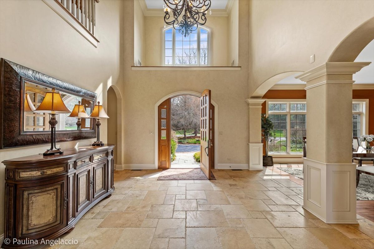 419 N Valley Hill Road