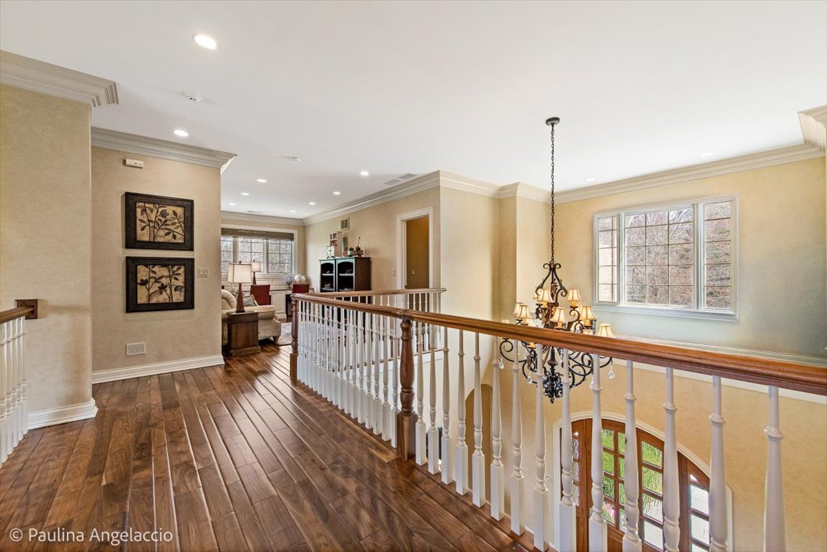 419 N Valley Hill Road