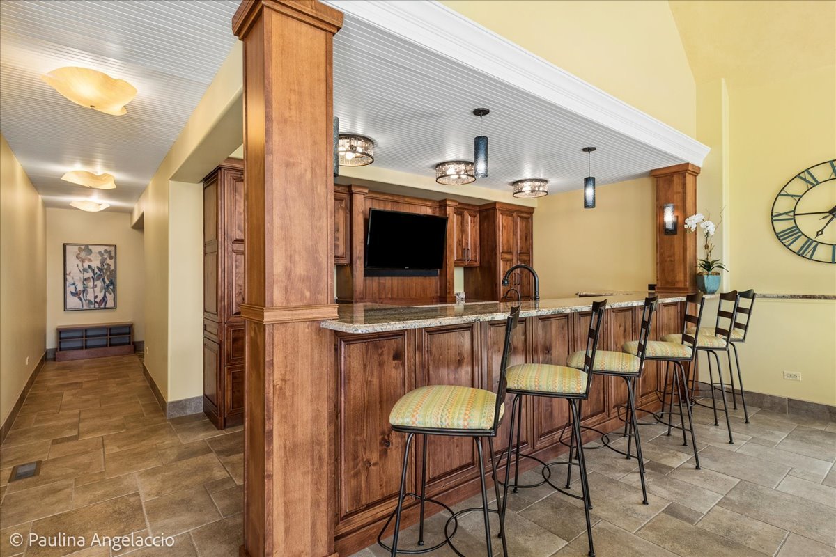 419 N Valley Hill Road