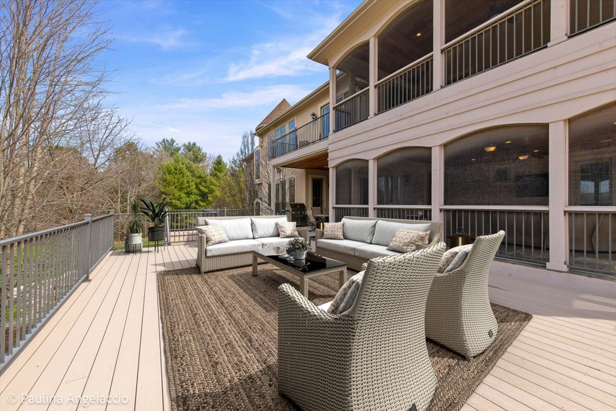 419 N Valley Hill Road