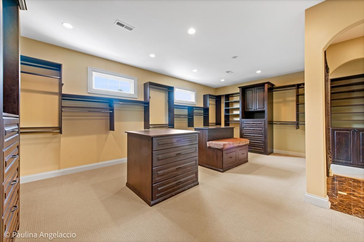 419 N Valley Hill Road