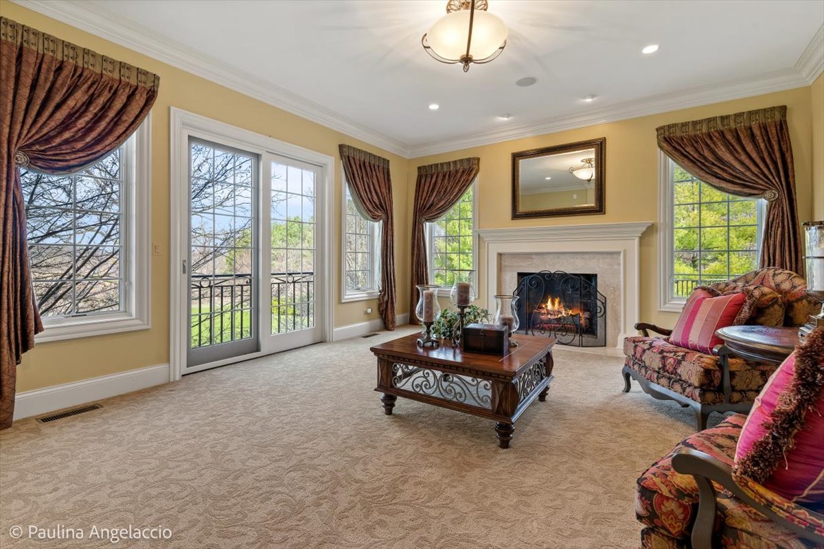 419 N Valley Hill Road