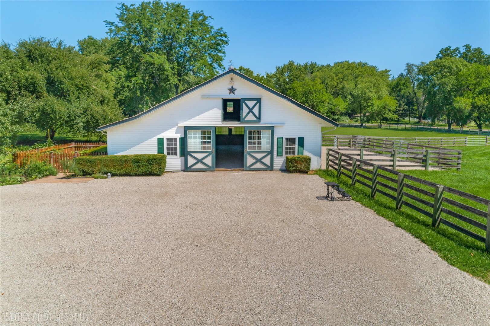 13 Deepwood Road