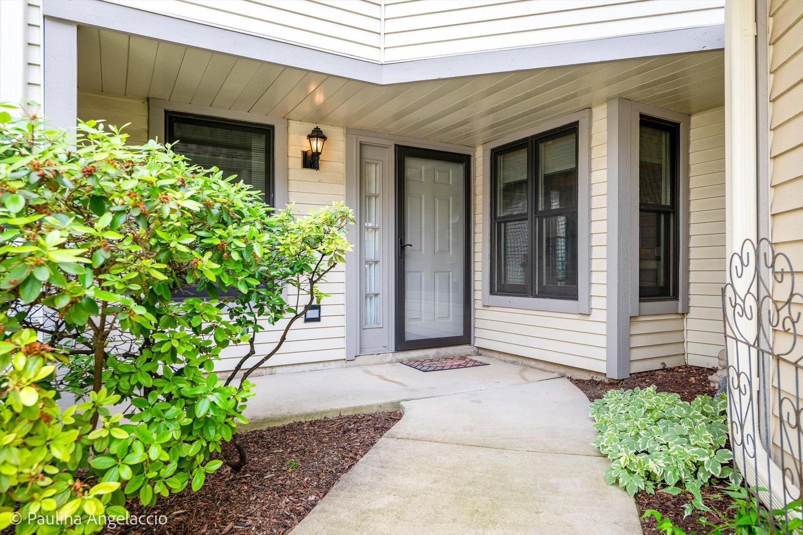 863 N Auburn Woods Drive