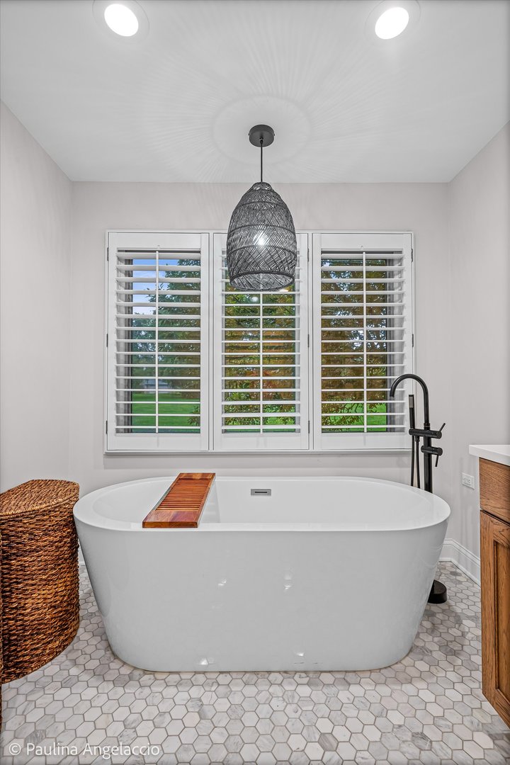 23255 W Fairview Drive