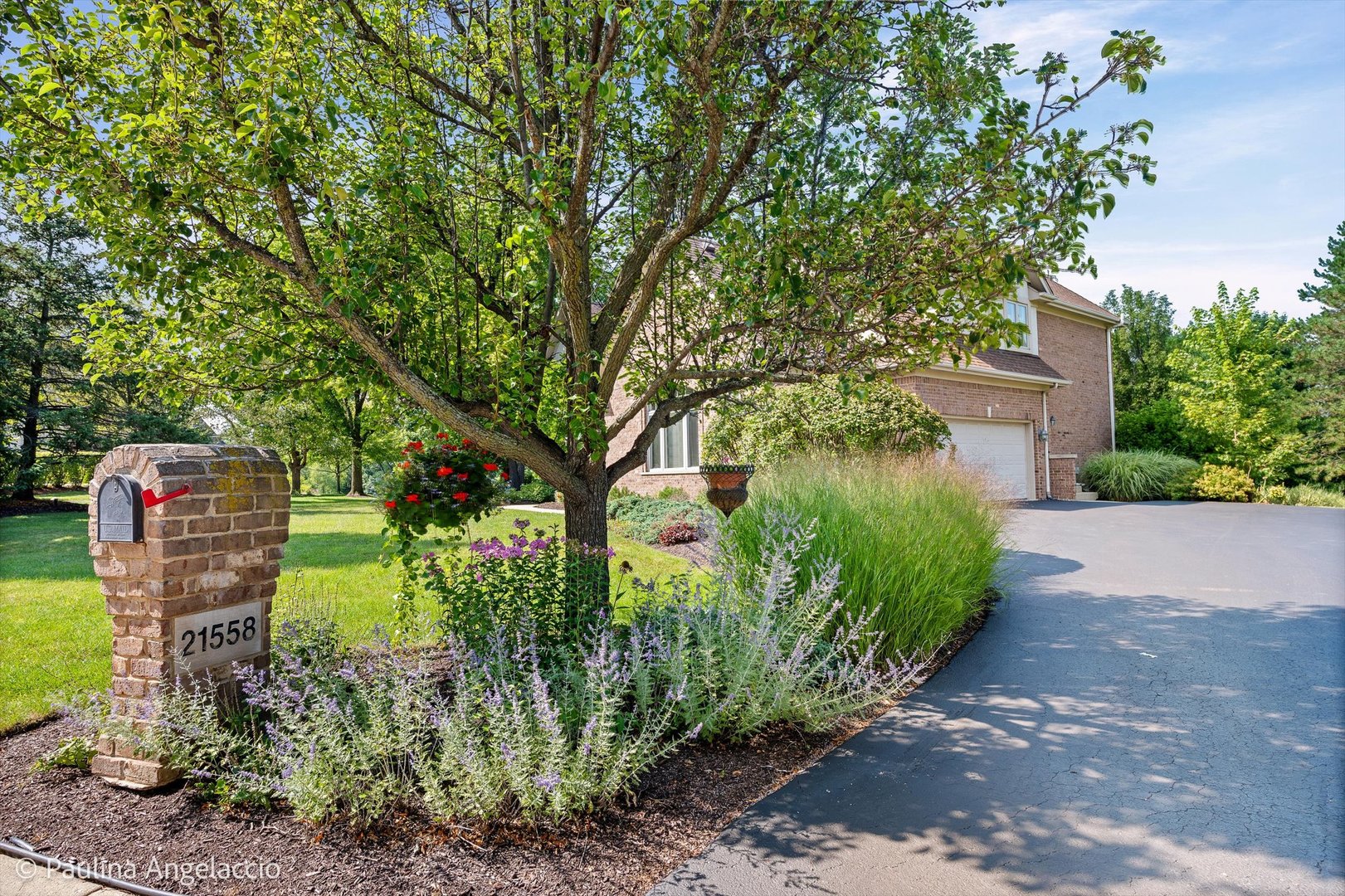 21558 W Goldfinch Court