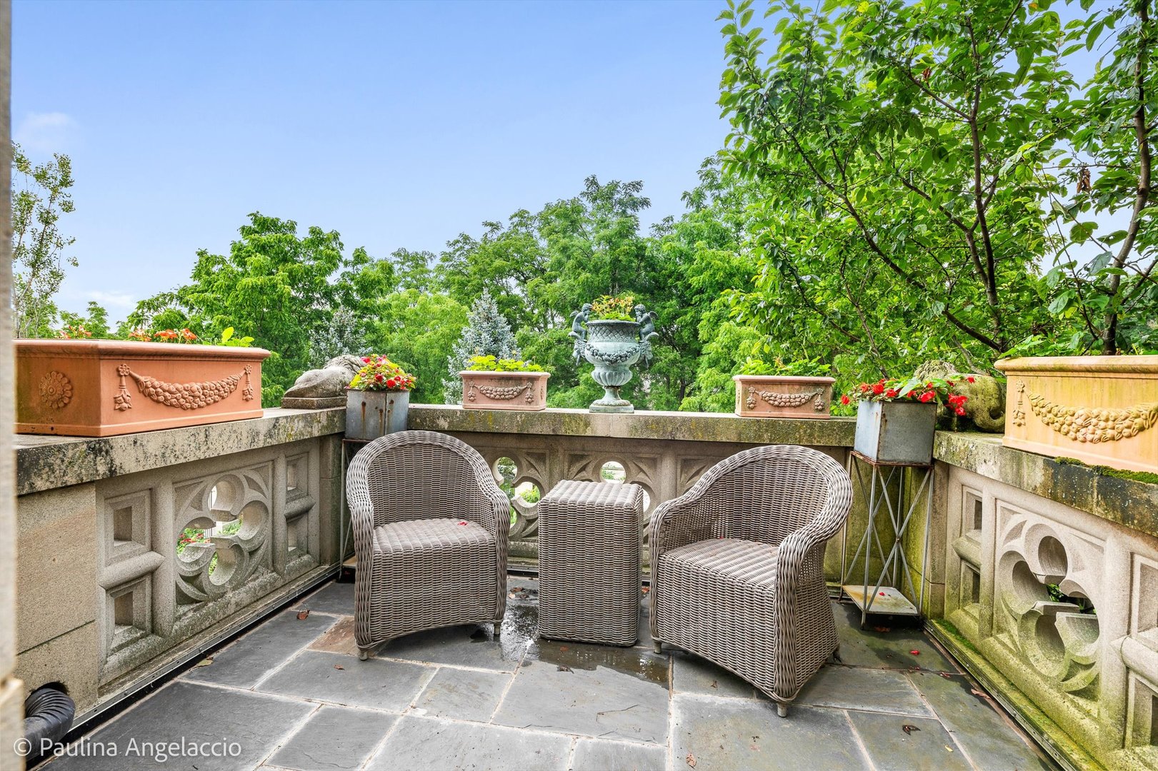 10 Goose Lake Drive