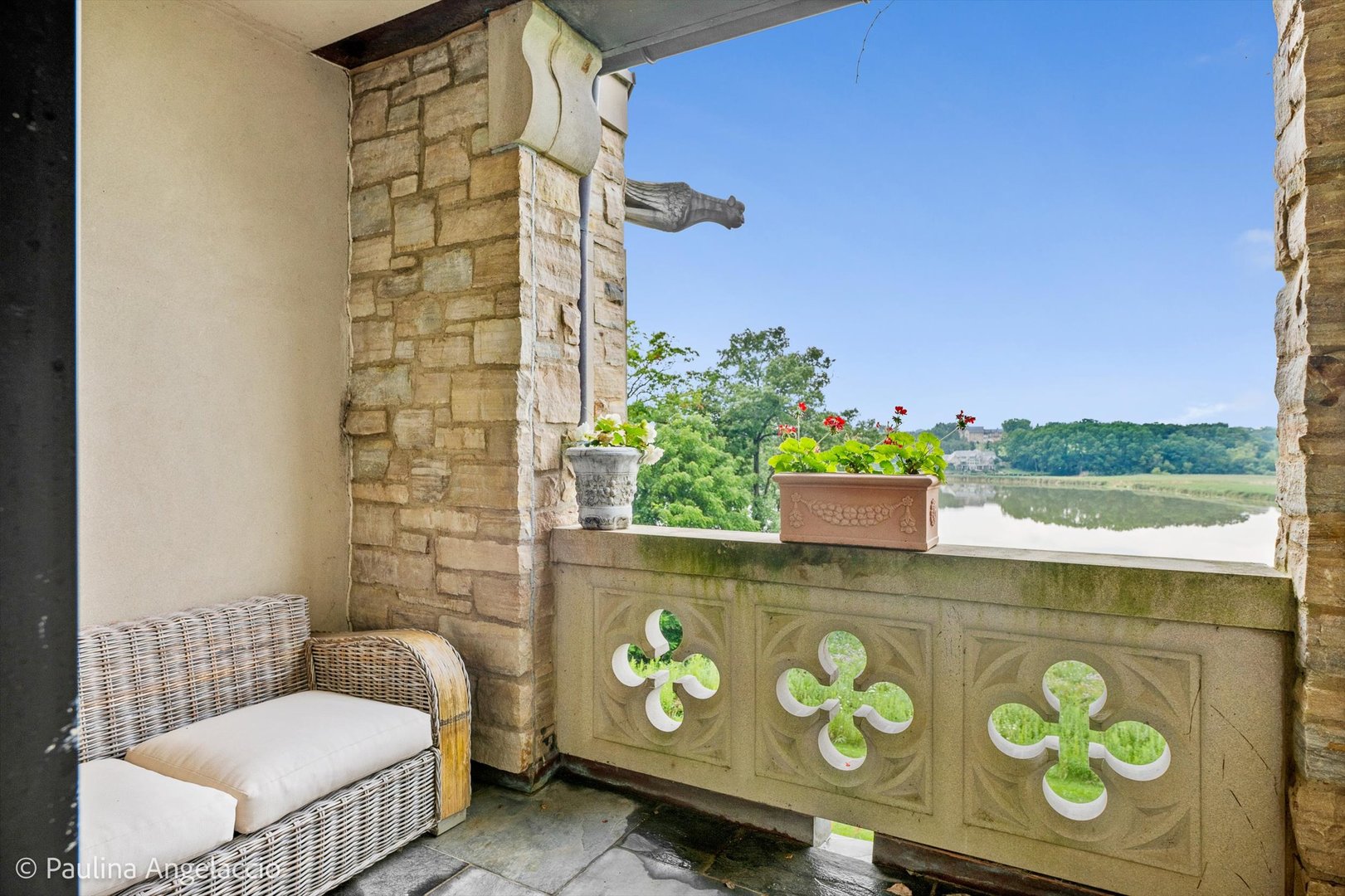 10 Goose Lake Drive