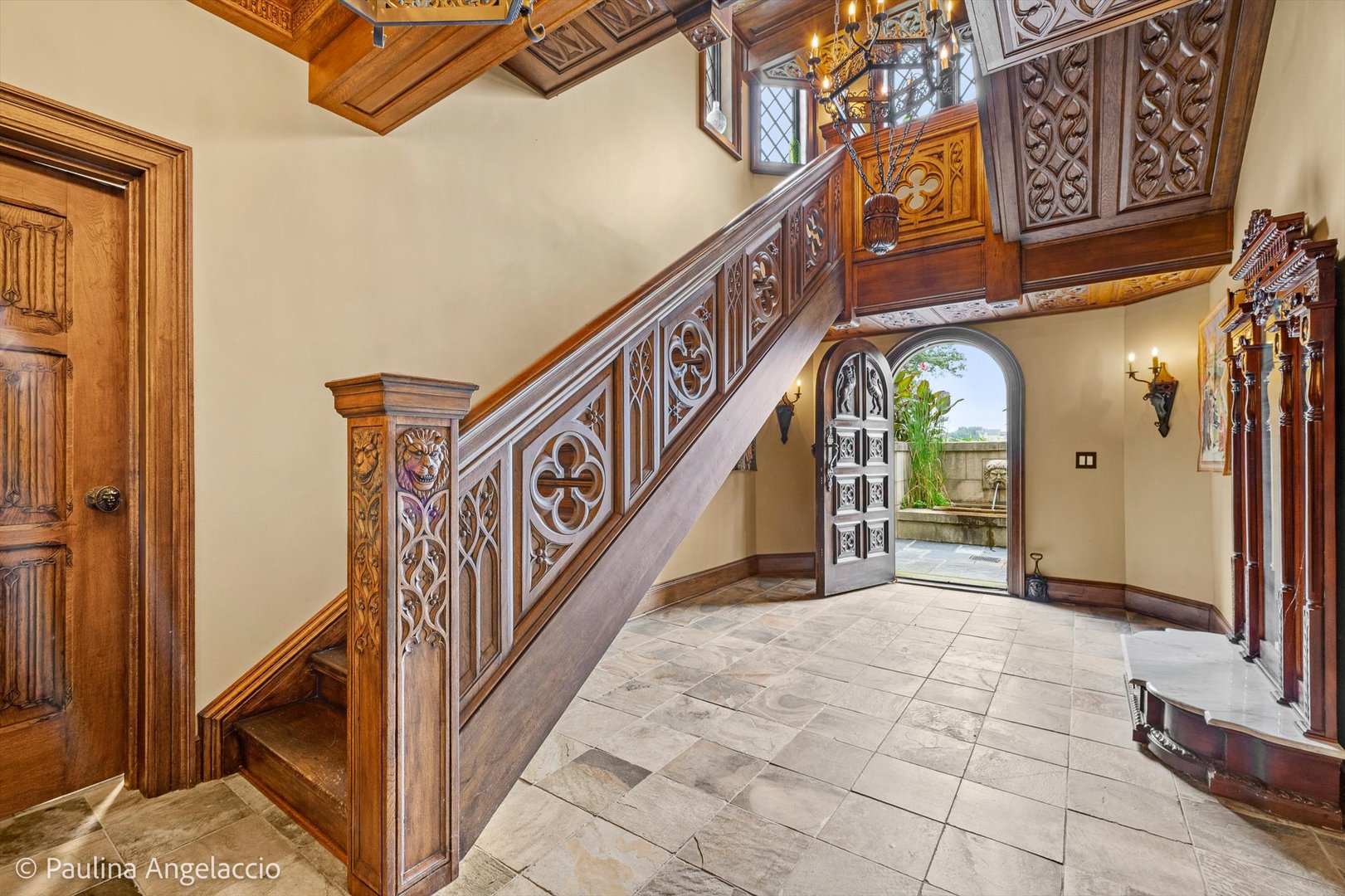 10 Goose Lake Drive