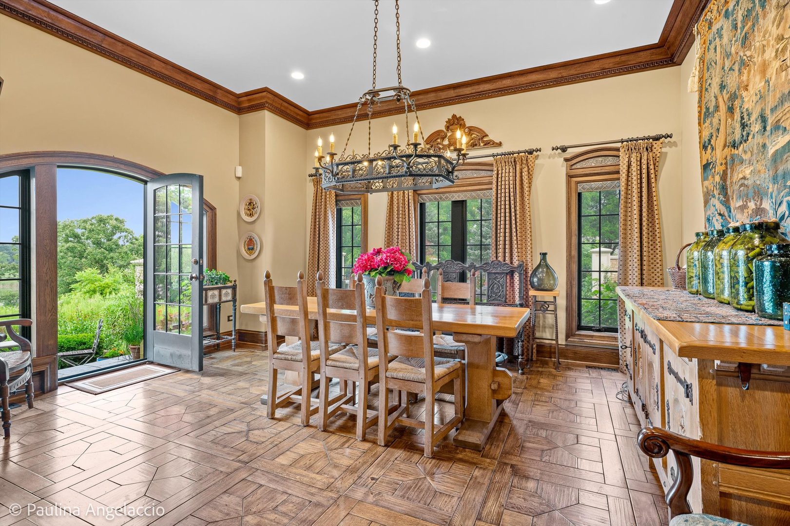 10 Goose Lake Drive