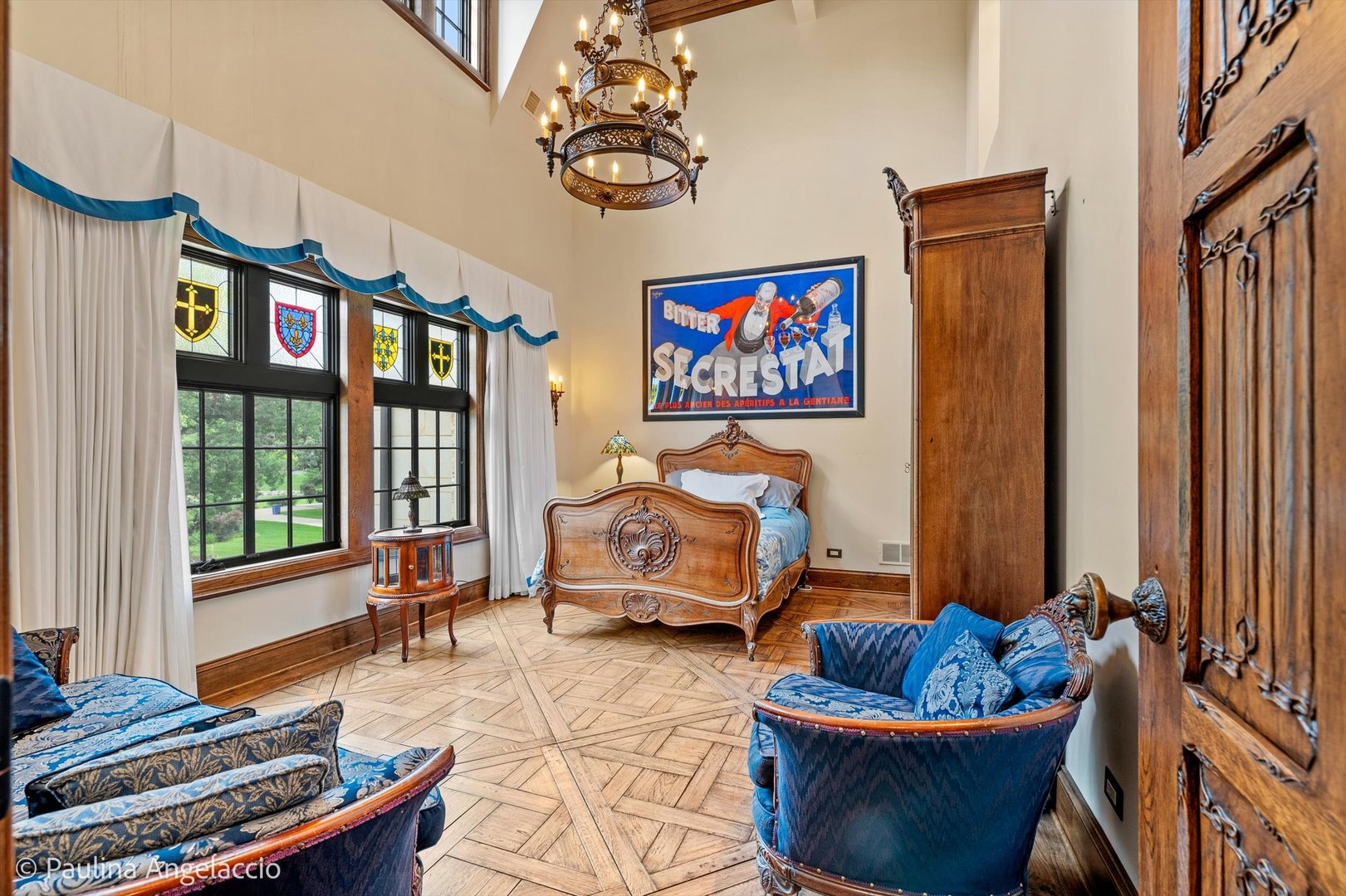 10 Goose Lake Drive