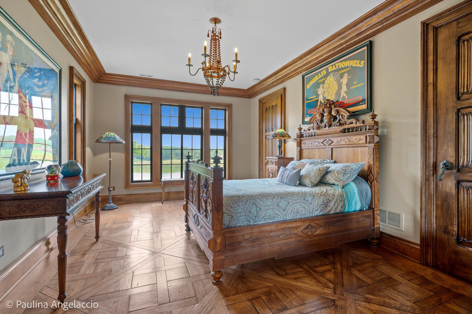 10 Goose Lake Drive