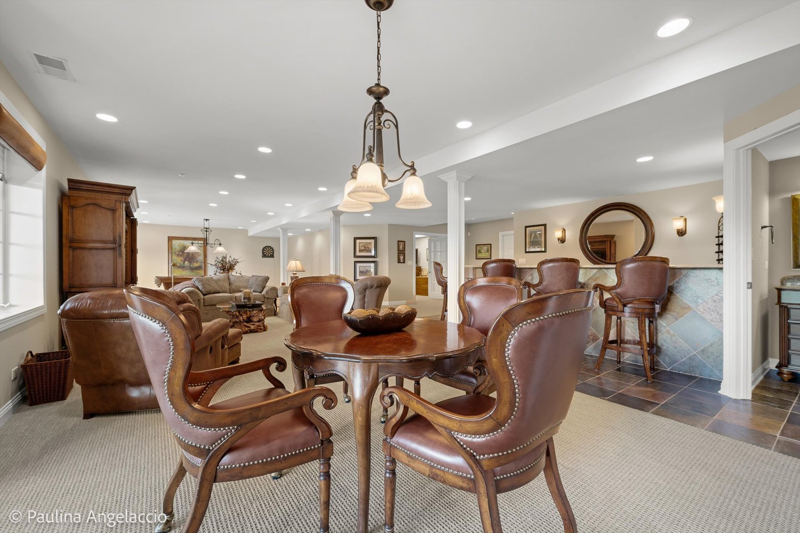 1013 Ridgeview Drive
