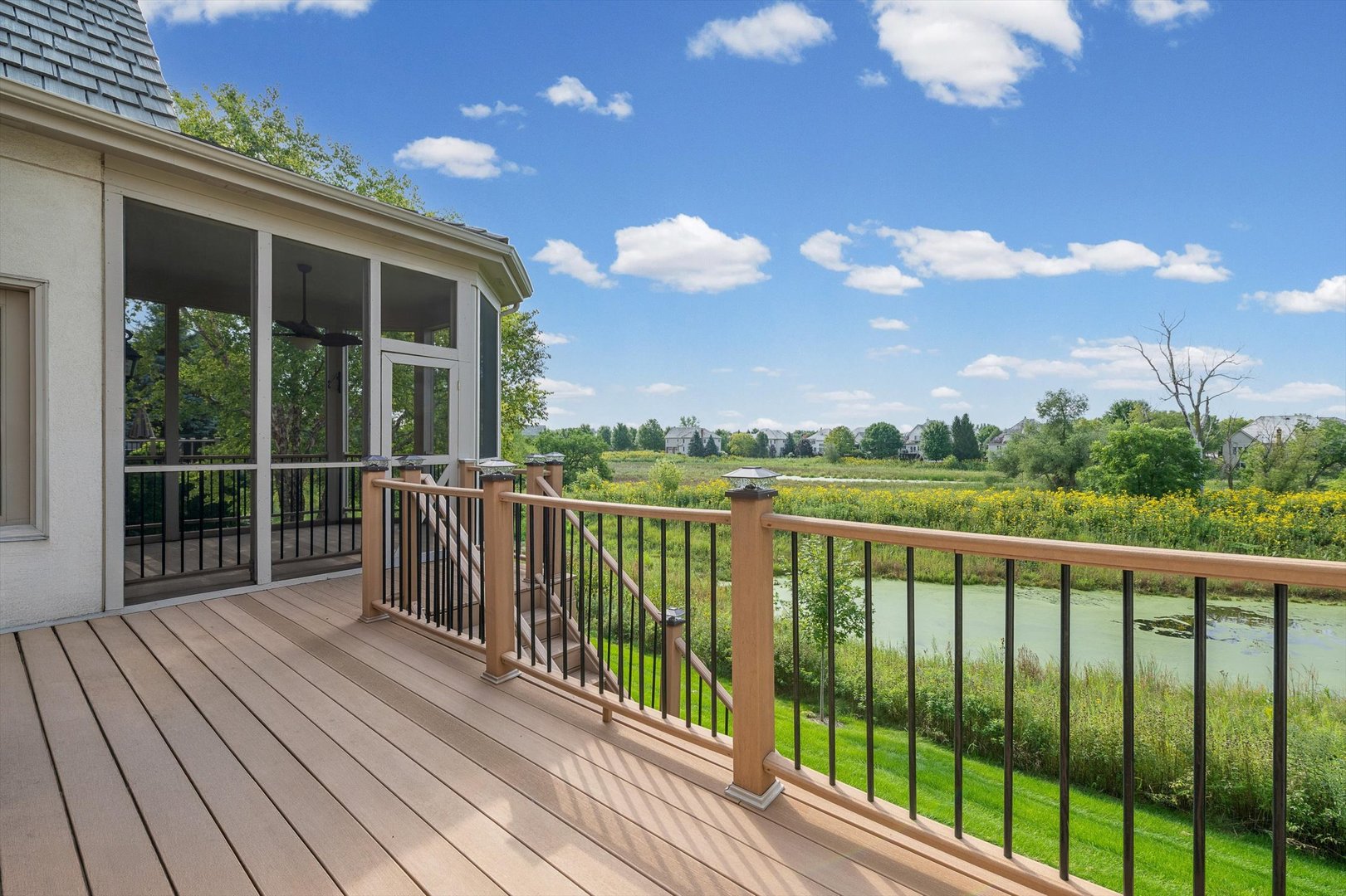 1013 Ridgeview Drive