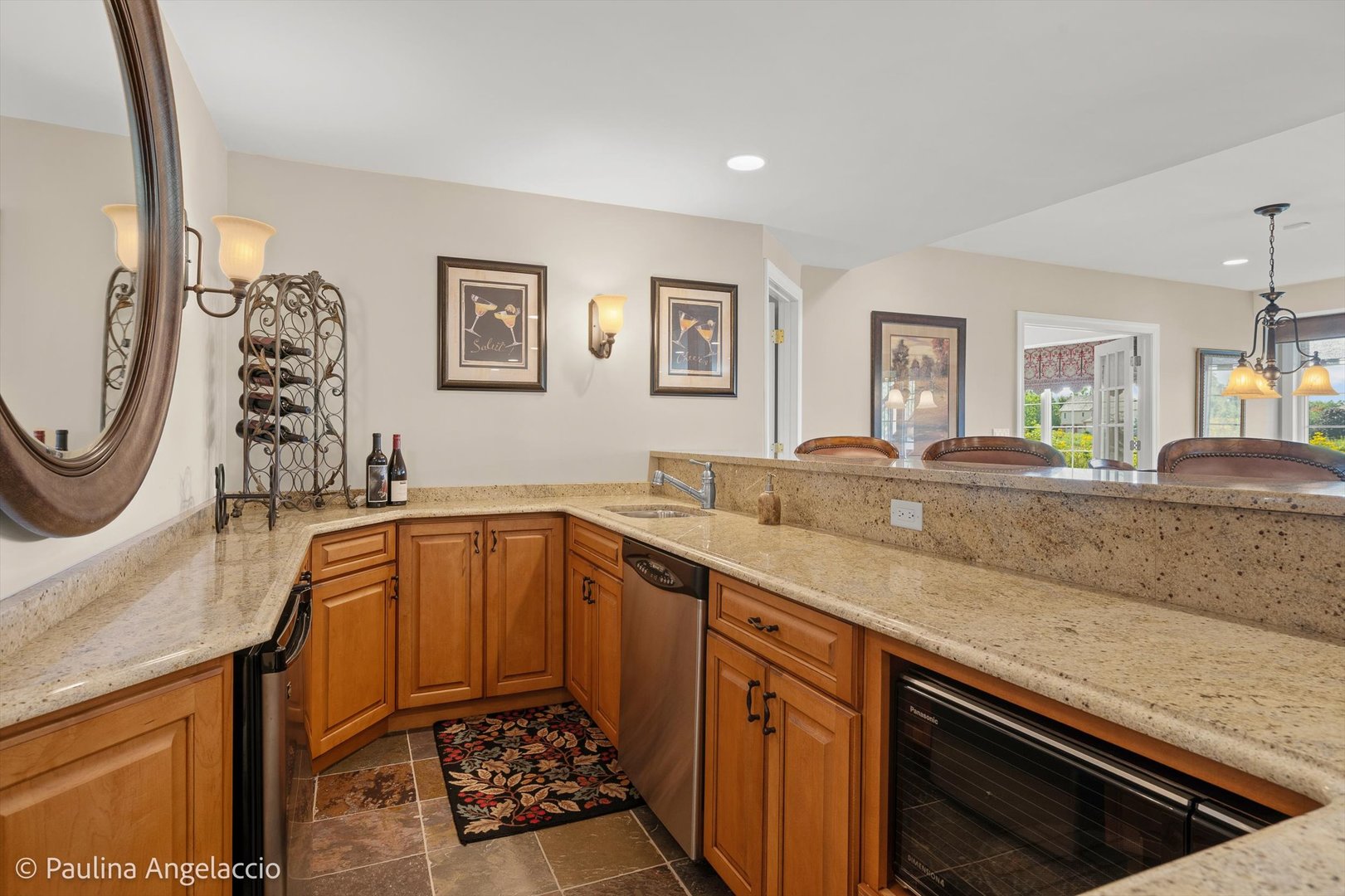 1013 Ridgeview Drive