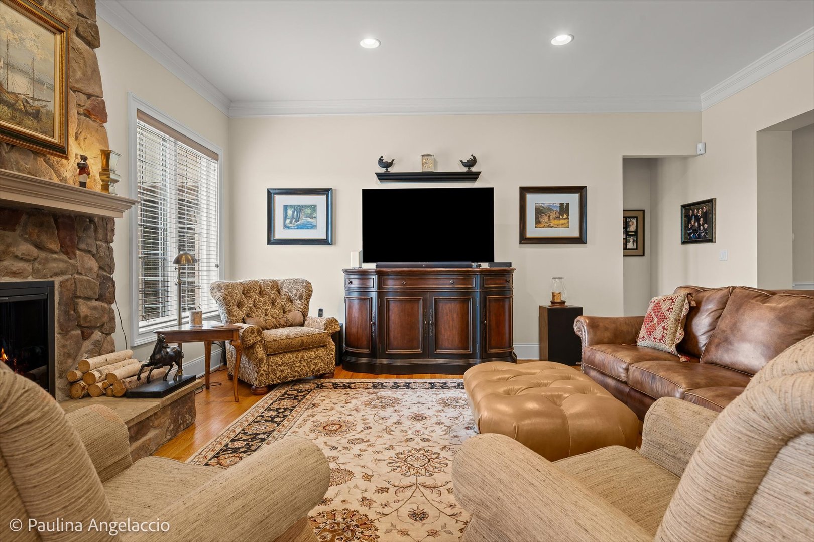 1013 Ridgeview Drive