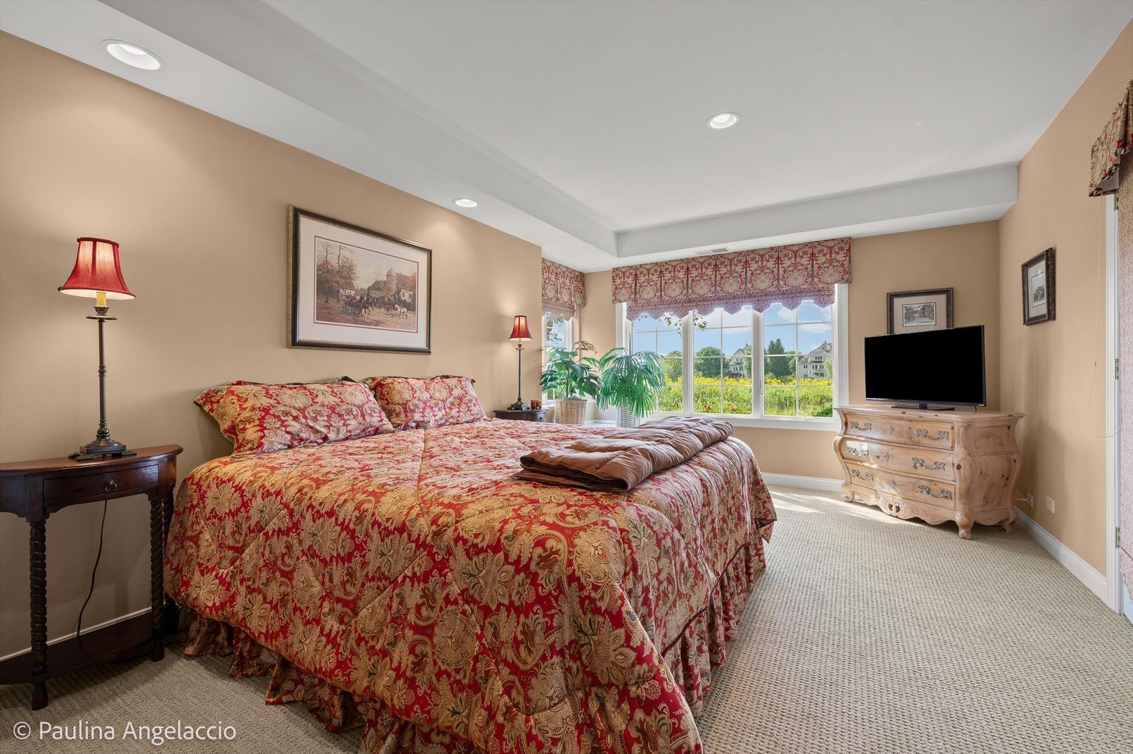 1013 Ridgeview Drive