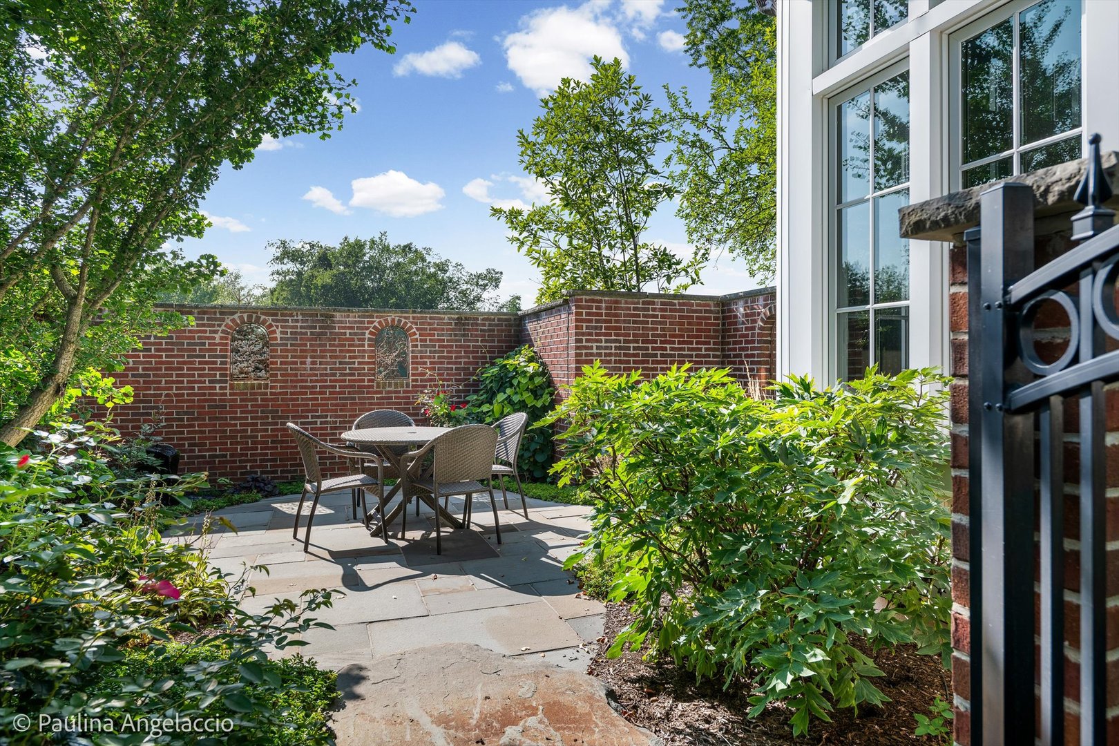 373 W County Line Road