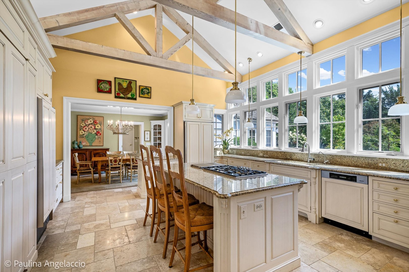 373 W County Line Road