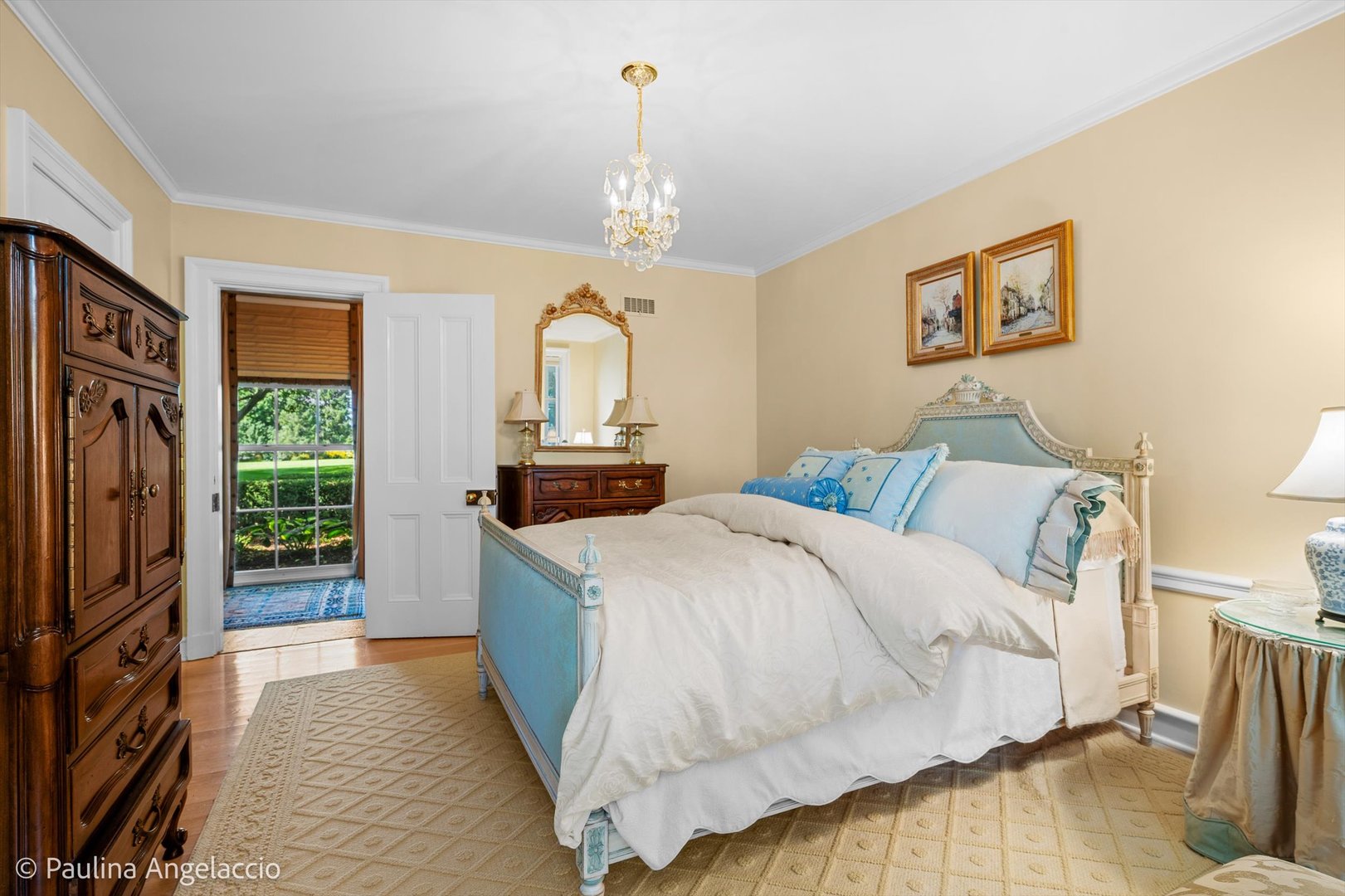 373 W County Line Road