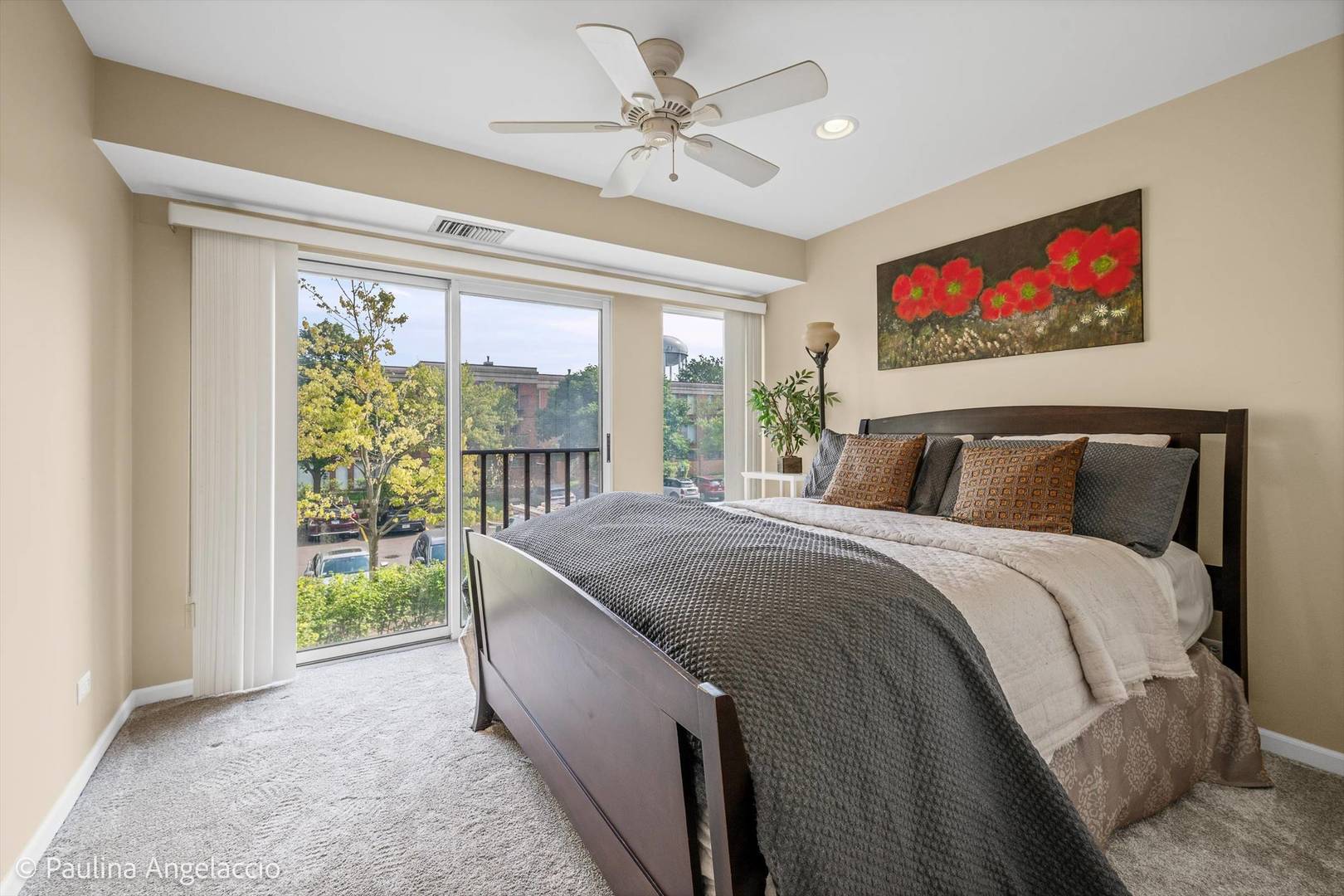 412 Kelburn Road Unit: 212