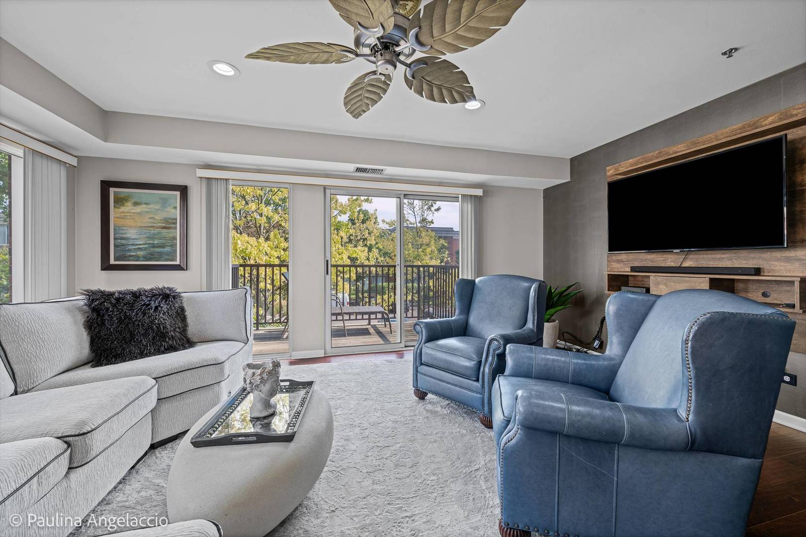 412 Kelburn Road Unit: 212