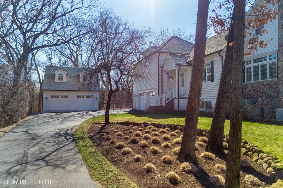 383 County Line Road