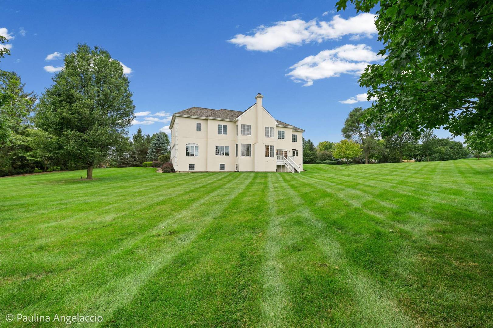 23733 N Lookout Pointe Road
