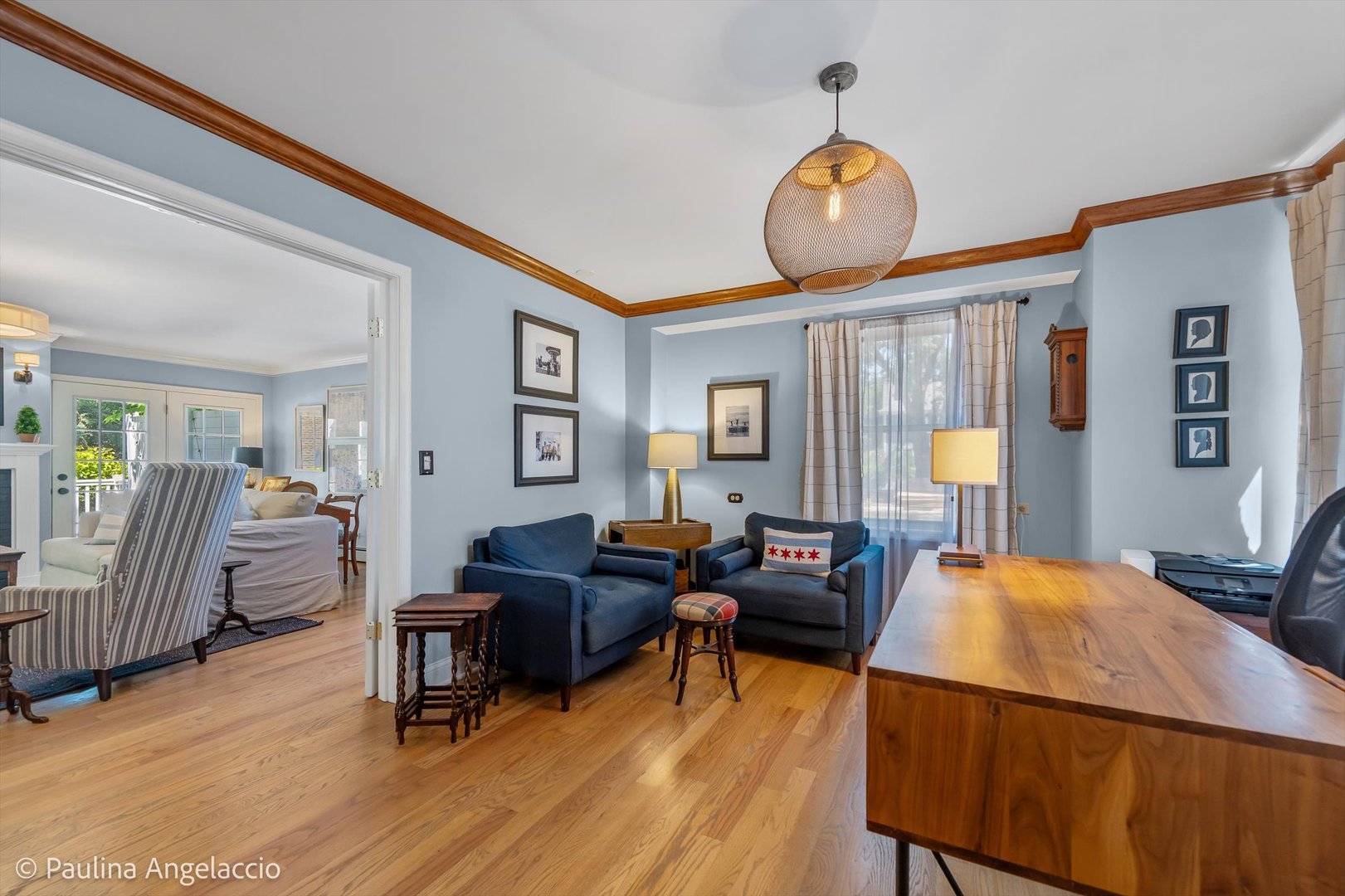 318 W Lake Street