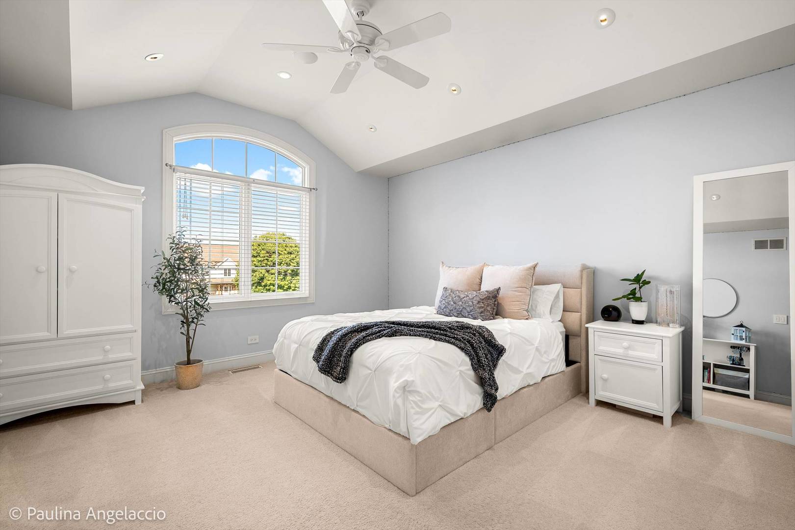 2307 Red Oak Lane
