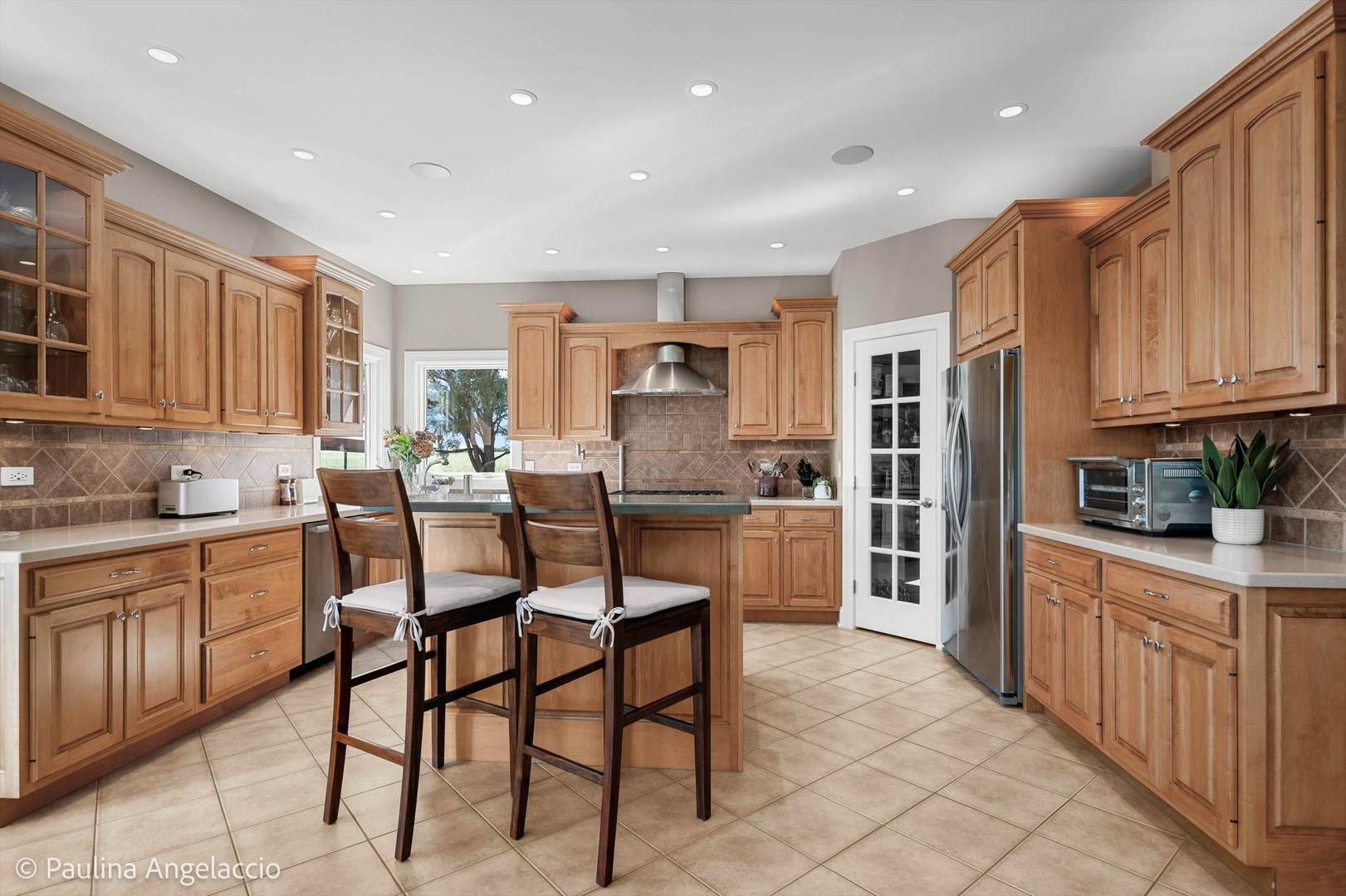 2307 Red Oak Lane