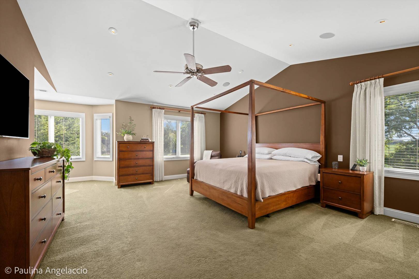 2307 Red Oak Lane