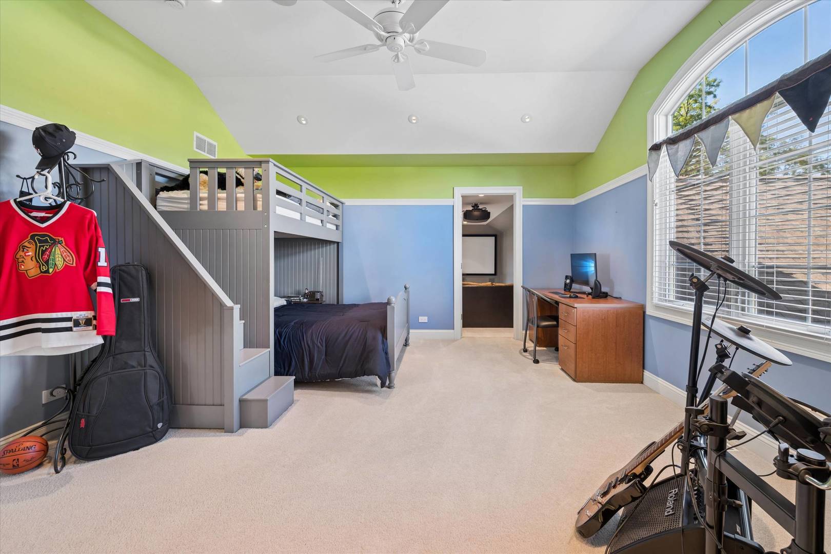 2307 Red Oak Lane