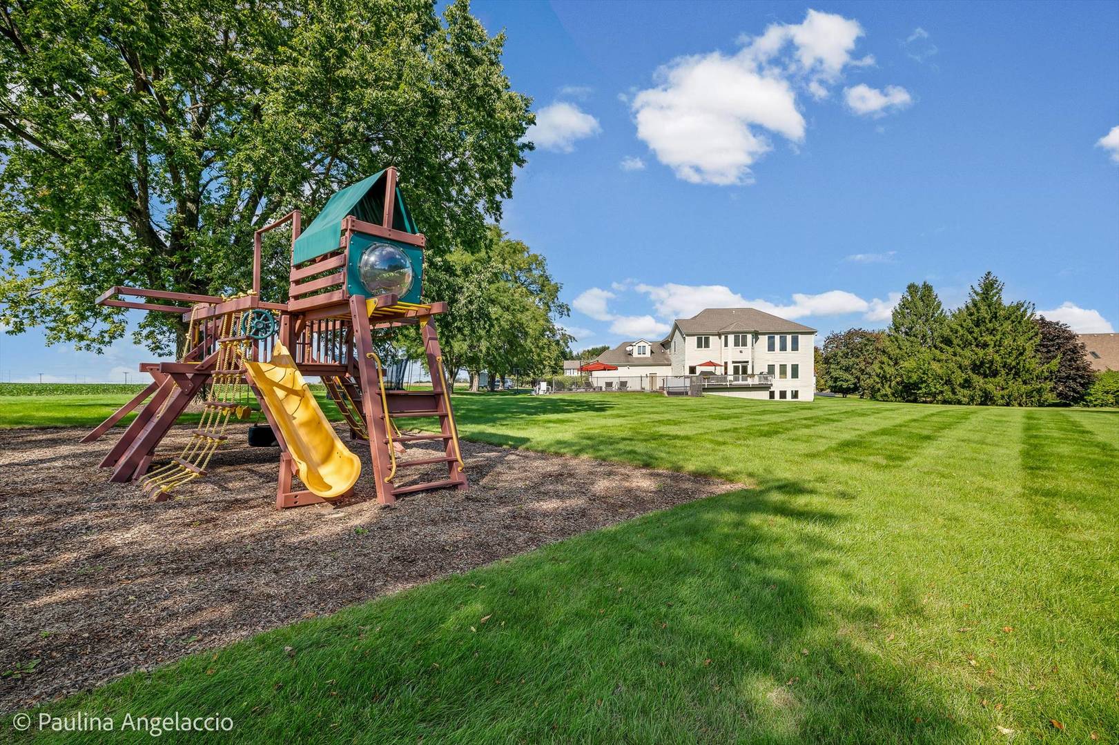 2307 Red Oak Lane