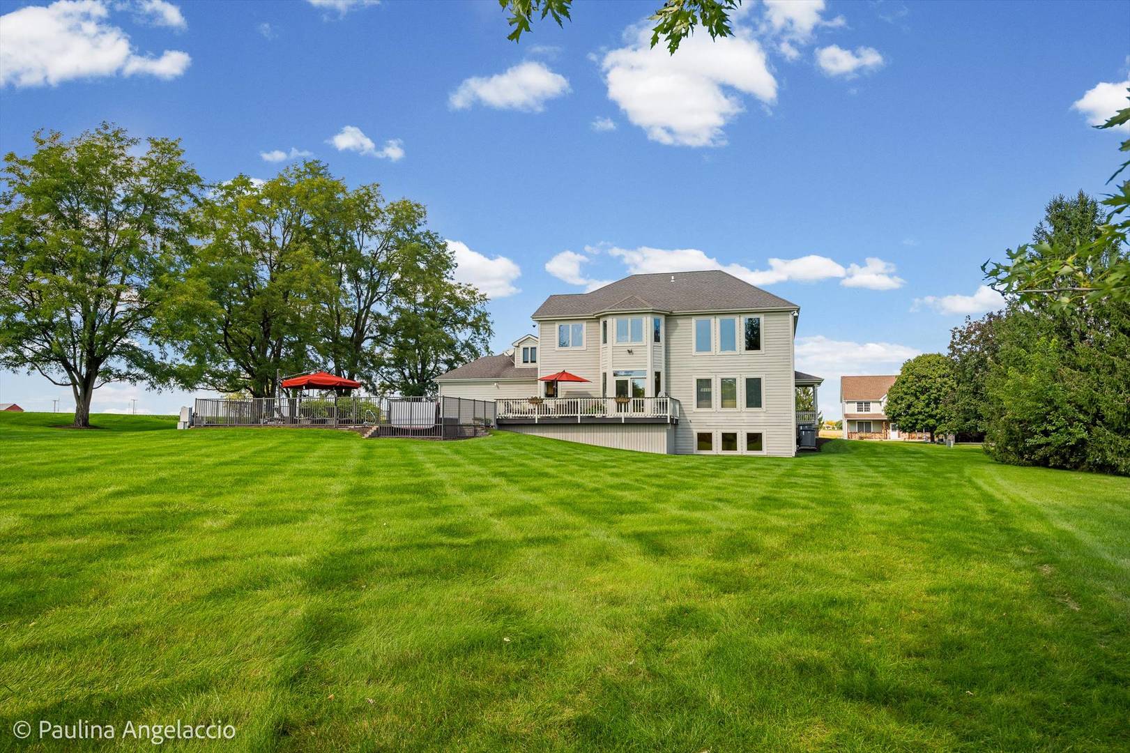 2307 Red Oak Lane