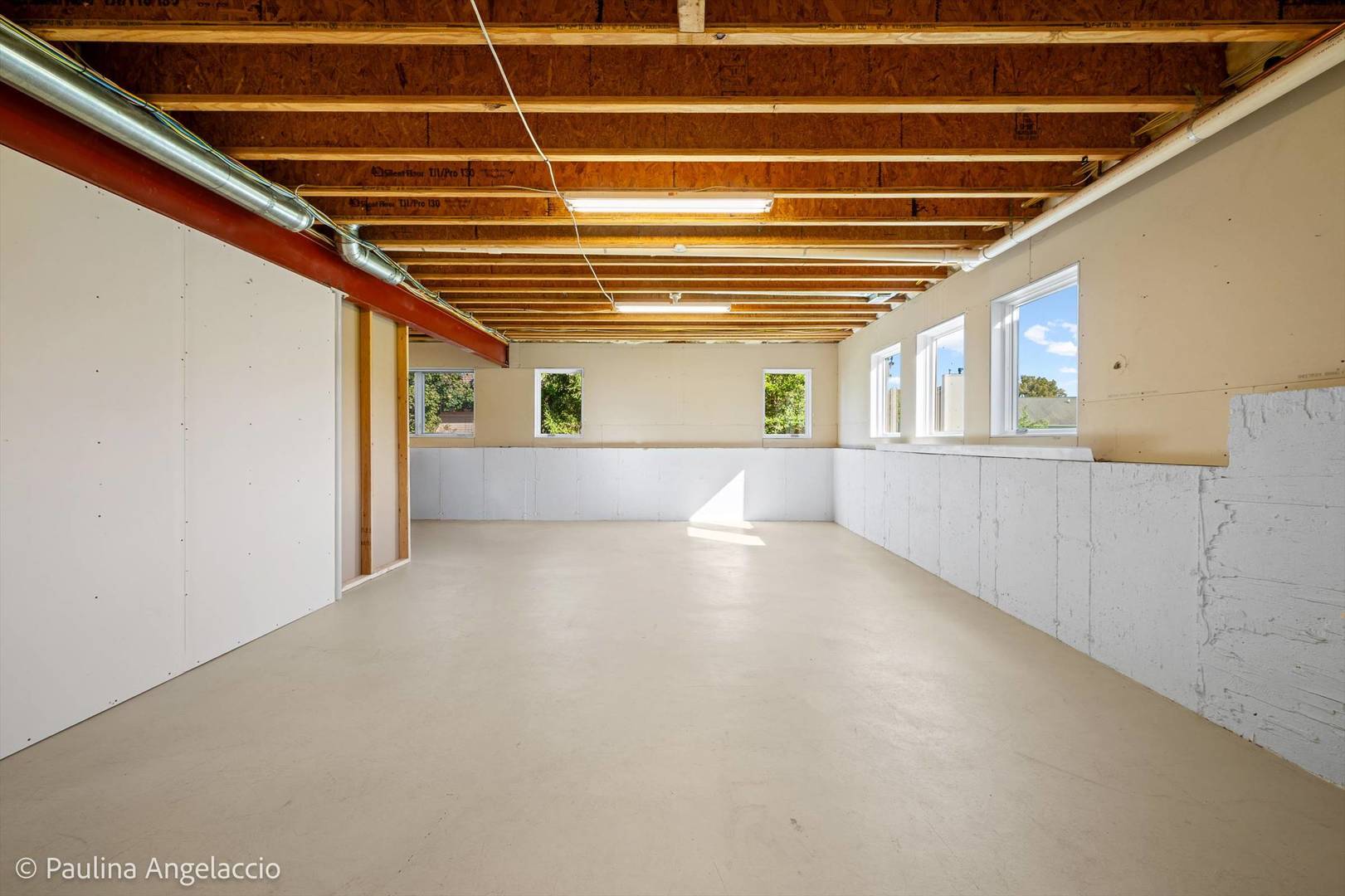 2307 Red Oak Lane