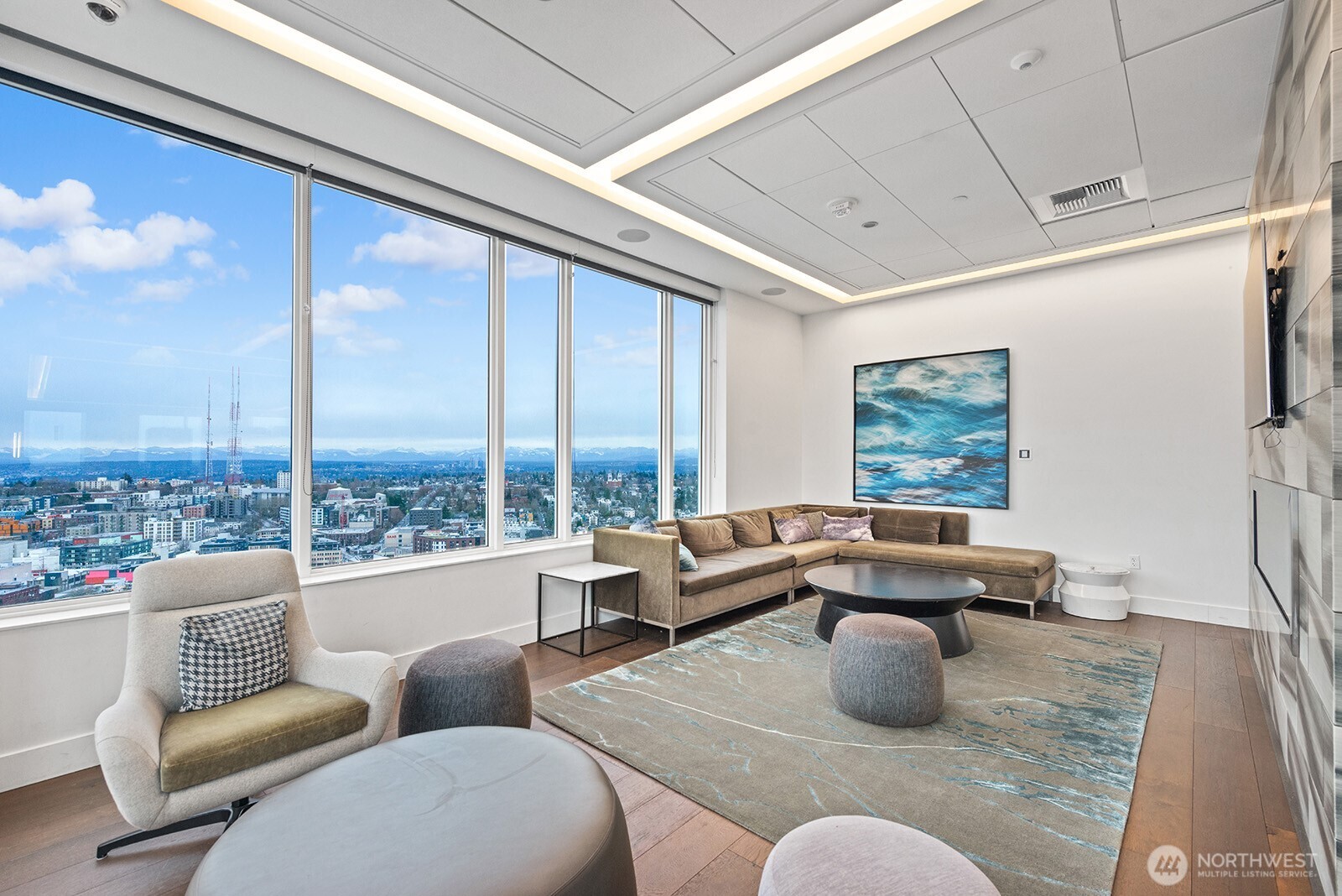 1321 Seneca Street Unit: 1001